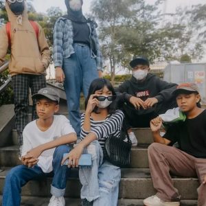 Tutorial Jadi Anak Gaul 2025: Harus Nyasar di Dunia Nyata Dulu 1 Tutorial Jadi Anak Gaul 2025: Harus Nyasar di Dunia Nyata Dulu