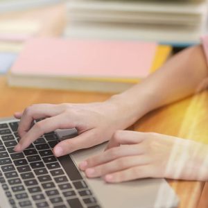 Mengapa Menulis dan Blogging Masih Penting dan Potensial di Era Digital 1 Mengapa Menulis dan Blogging Masih Penting dan Potensial di Era Digital